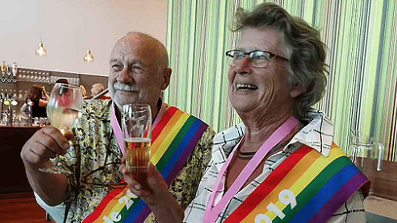 Mr. en Mrs. Senior Pride 2019 Clem Bongers en Marjet Bos STICKY Foto Eveline van de Putte voor Roze